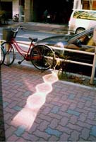 Ŕ甽˂ĕɂł8̎^A͗l